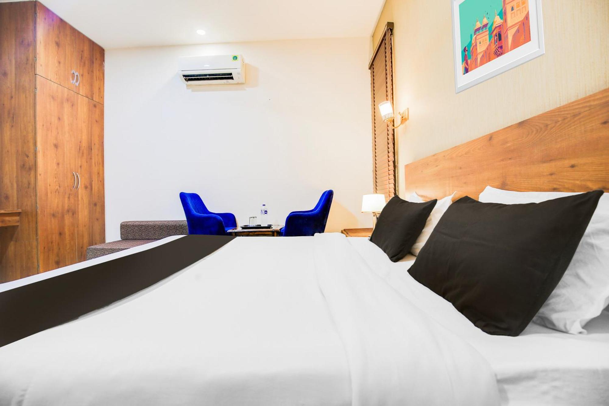 Super Townhouse Grand Fortune Amritsar Exterior foto